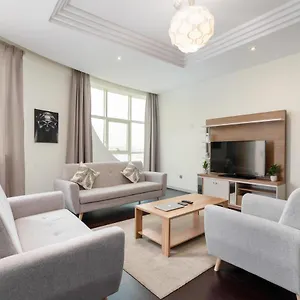 Luxury Penthouse - Al Barsha دبي