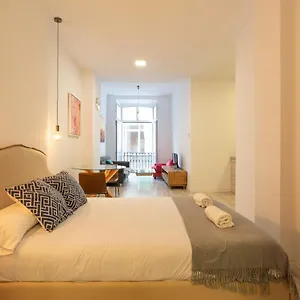 Urbe10 Plaza De La Constucion Premium Loft Apartment Malaga