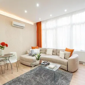Modern, Quiet & Cozy In The Middle Of Downtown Near Danube At Fashion Street Apartment Budapest